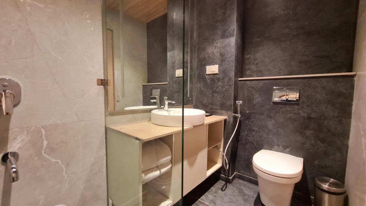 Galaxy Club & Hotel Bijāpur 외부 사진