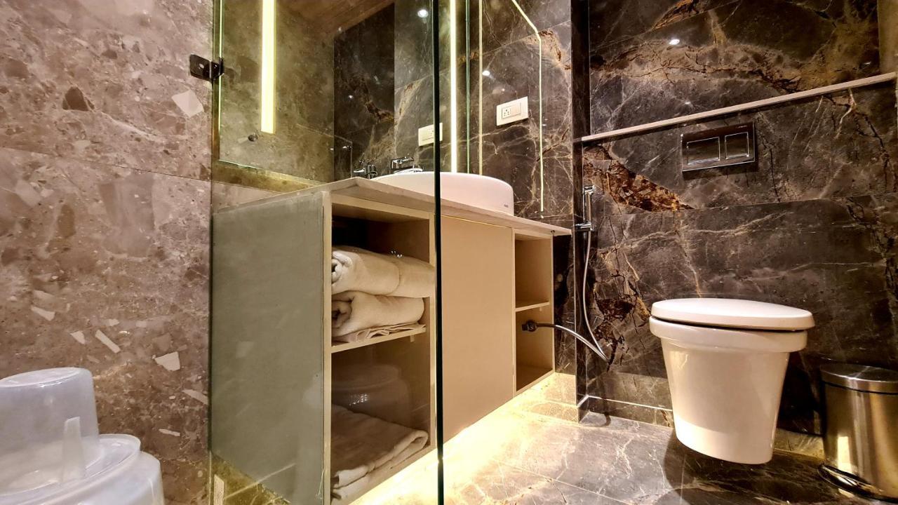 Galaxy Club & Hotel Bijāpur 외부 사진